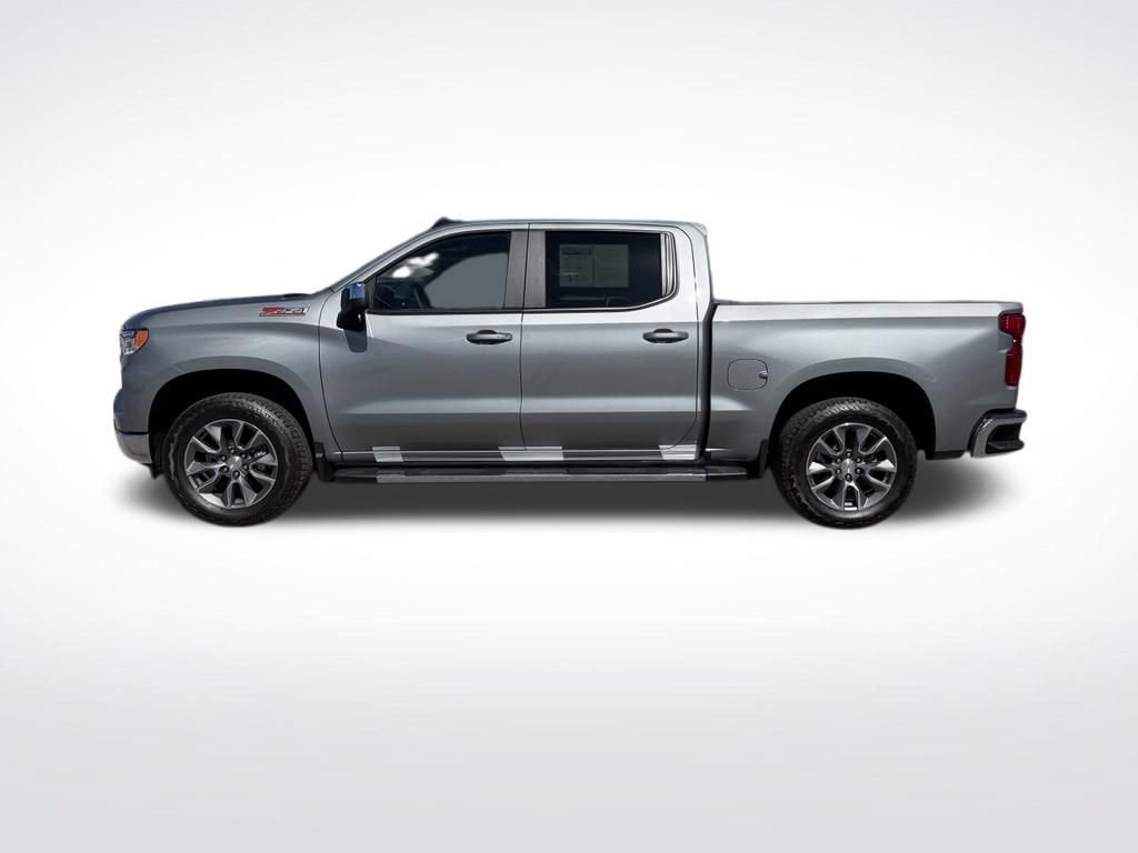 Used 2026 Chevrolet Silverado 1500 LT AWD/4WD image 2