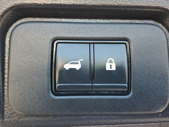 Certified 2023 Nissan Rogue SV w/ SV Premium B Package AWD/4WD image 30