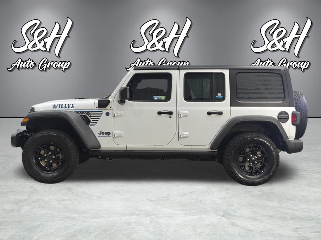 Used 2024 Jeep Wrangler Unlimited image 17