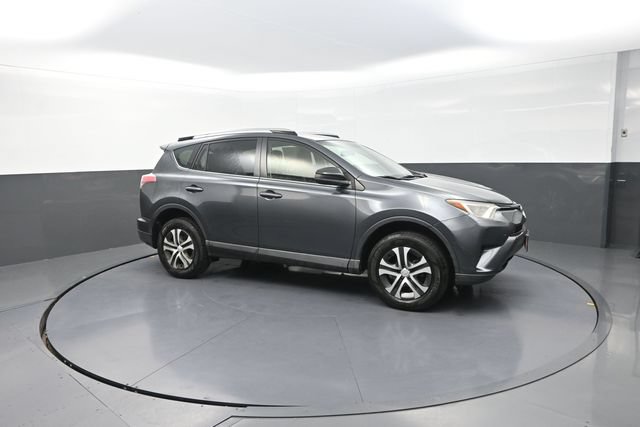 Used 2016 Toyota RAV4 LE FWD image 30