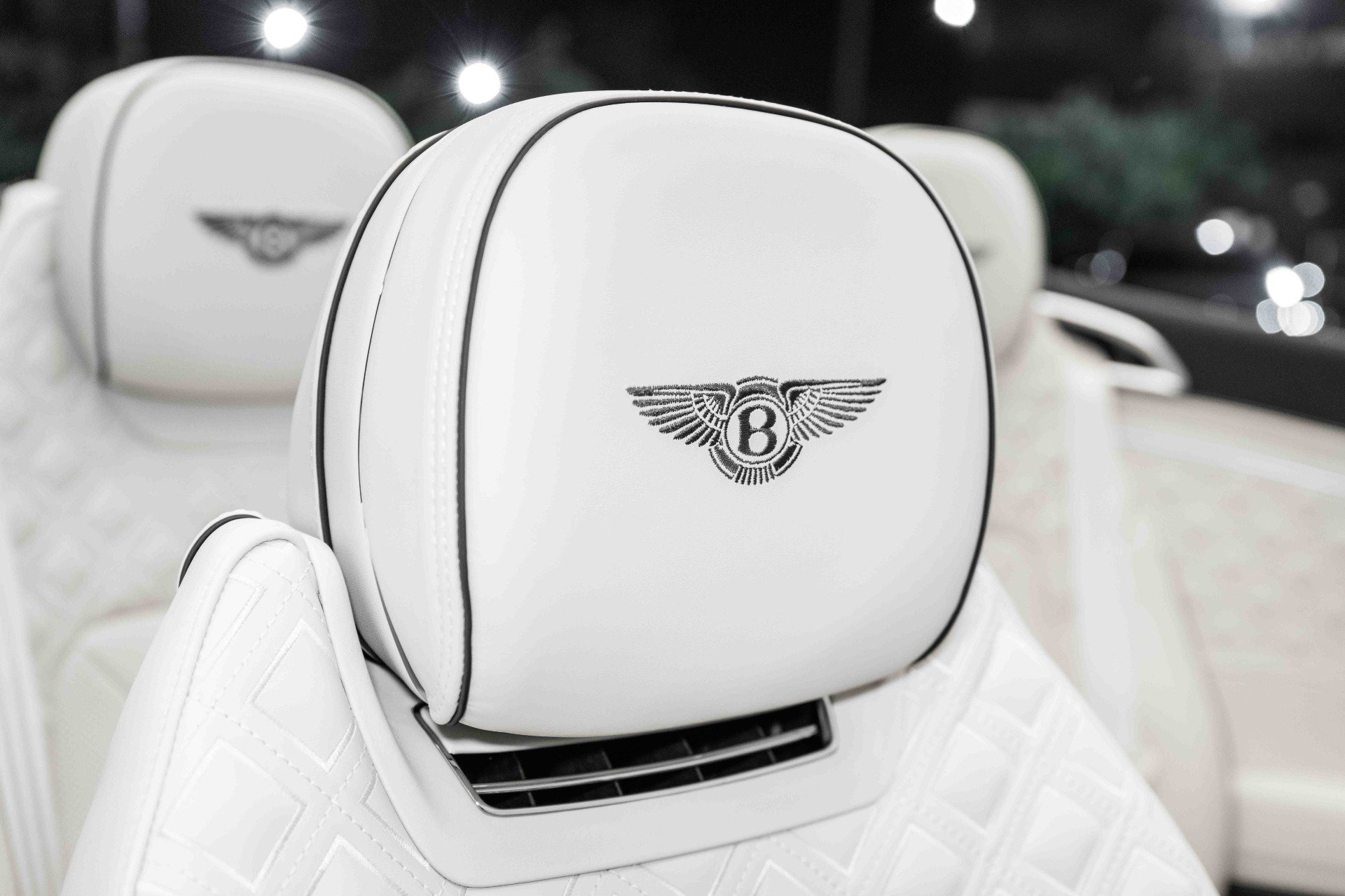 Used 2022 Bentley Continental GT image 20