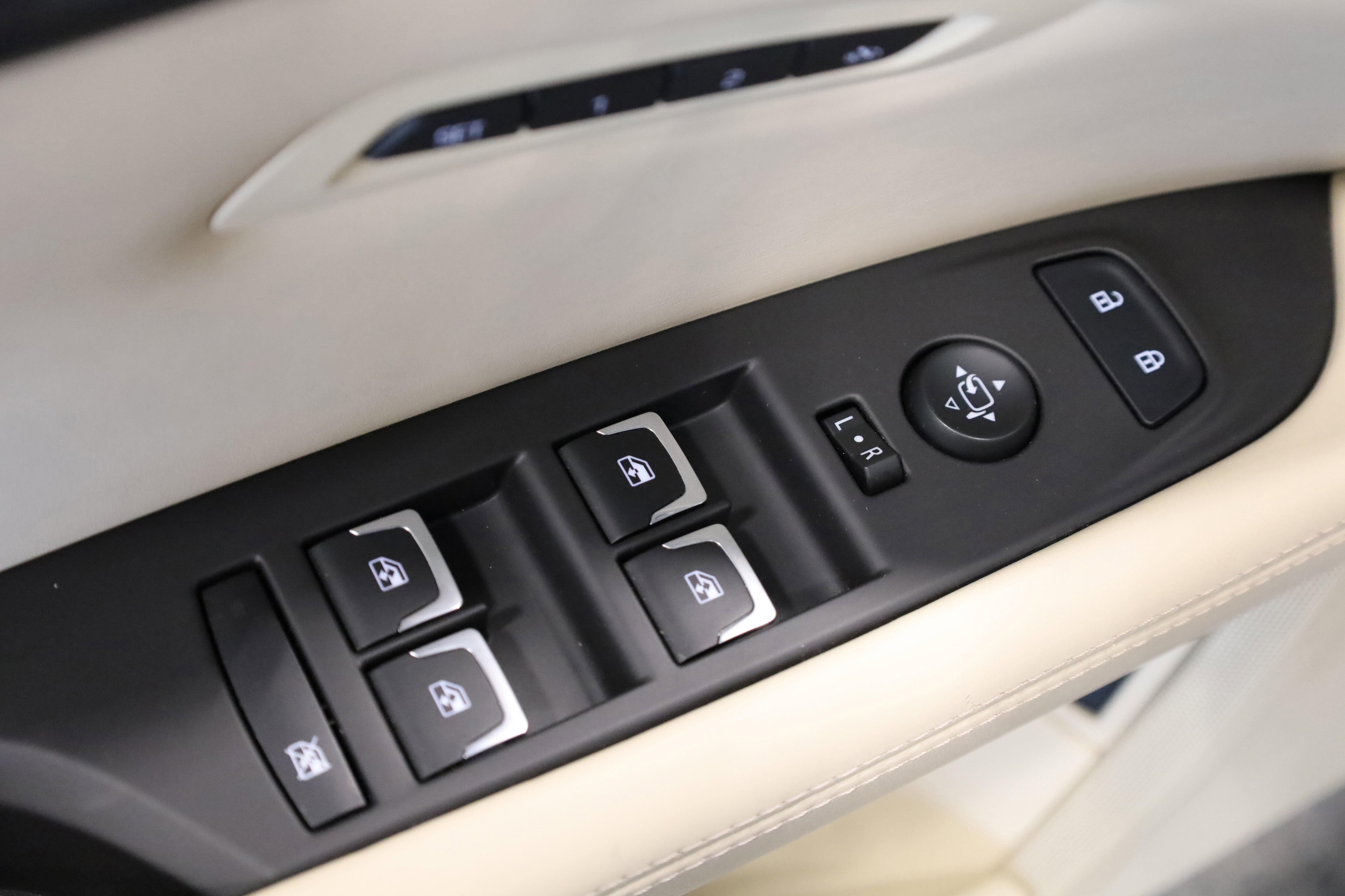 Used 2018 Cadillac CT6 Platinum image 15