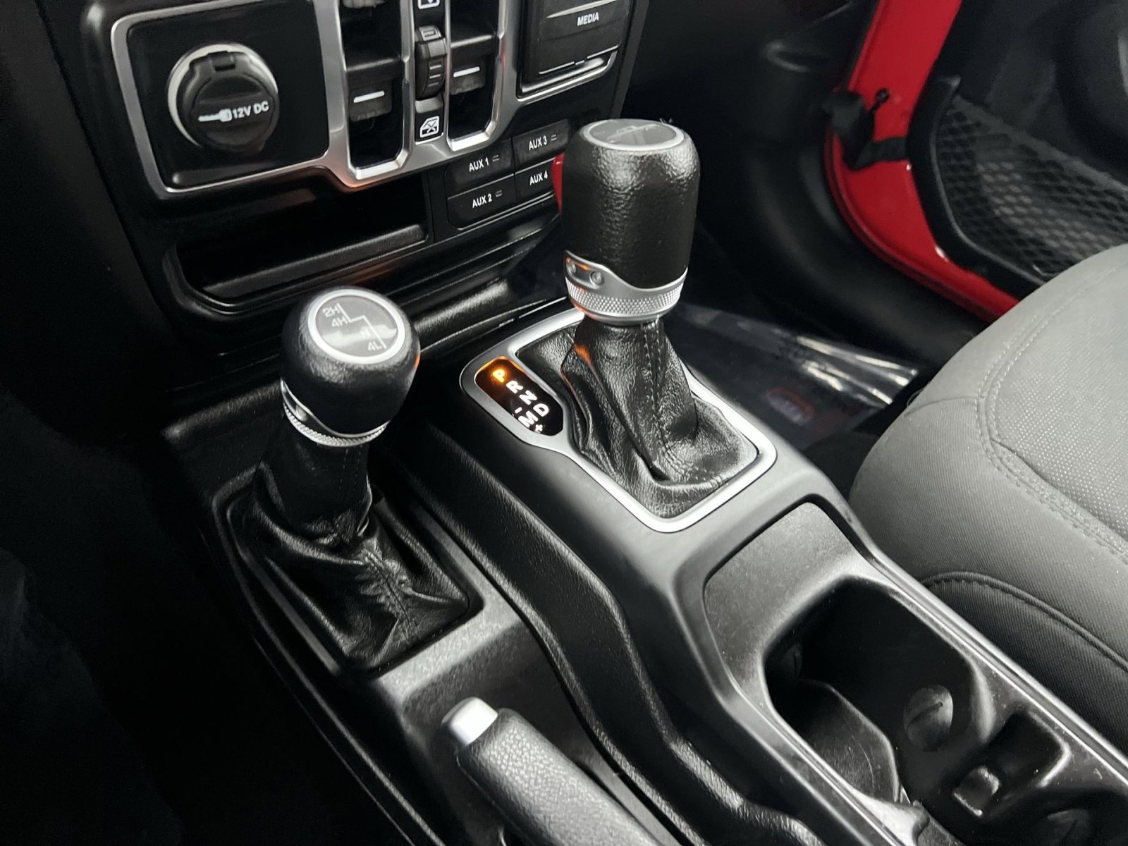 Used 2020 Jeep Gladiator Sport w/ Quick Order Package 24S image 20