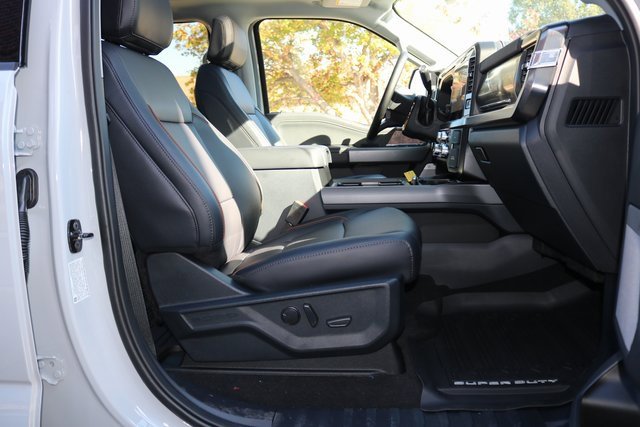 New 2026 Ford F250 4x4 Crew Cab Super Duty image 20