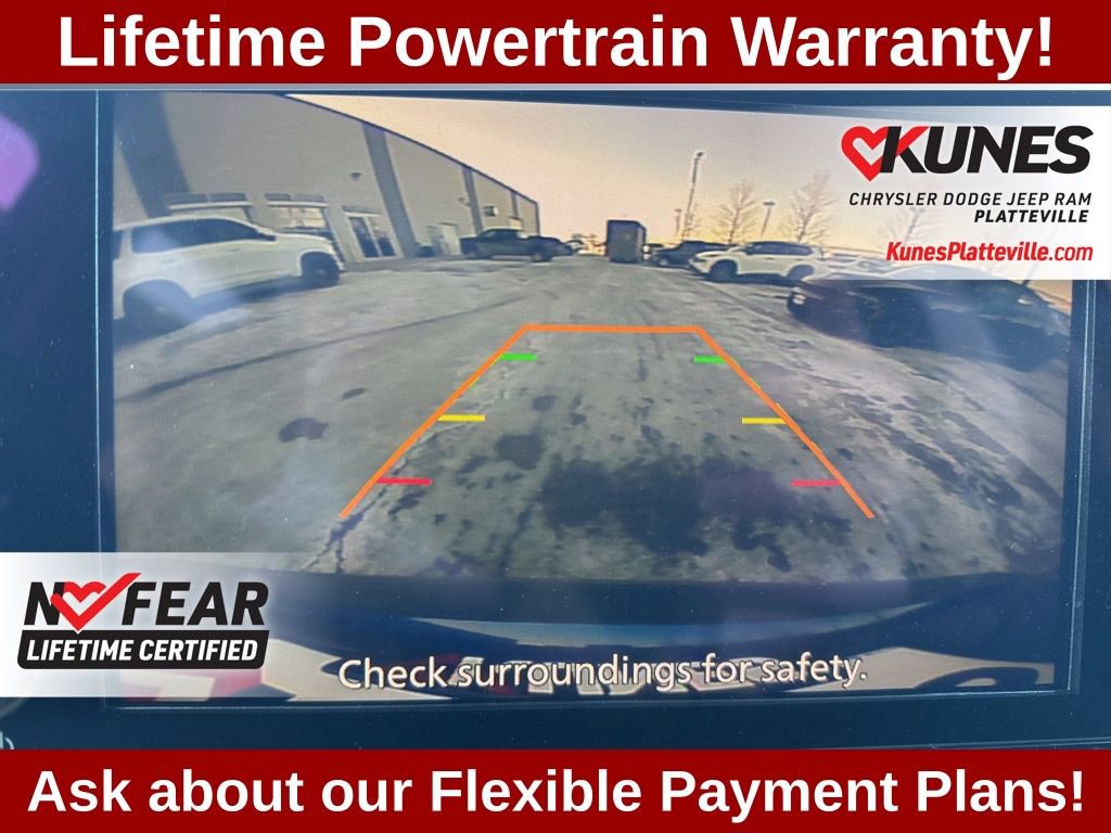 Used 2023 Nissan Rogue S image 21