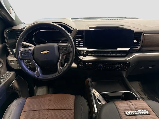 Certified 2025 Chevrolet Silverado 3500 High Country w/ High Country Premium Package AWD/4WD image 20