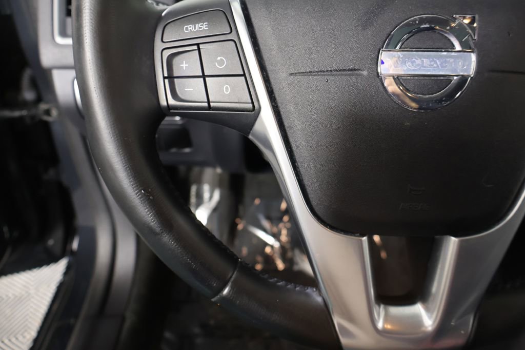 Used 2014 Volvo XC60 3.2 image 22