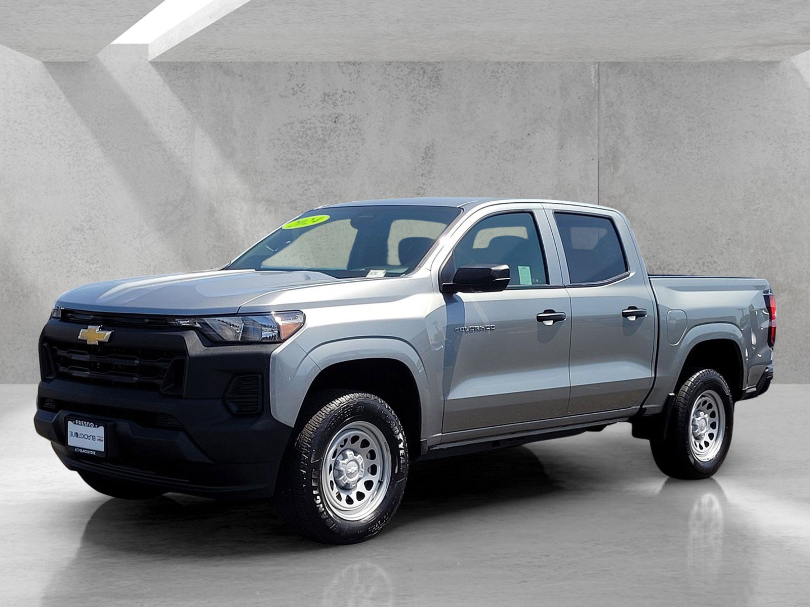 Used 2024 Chevrolet Colorado W/T RWD image 8