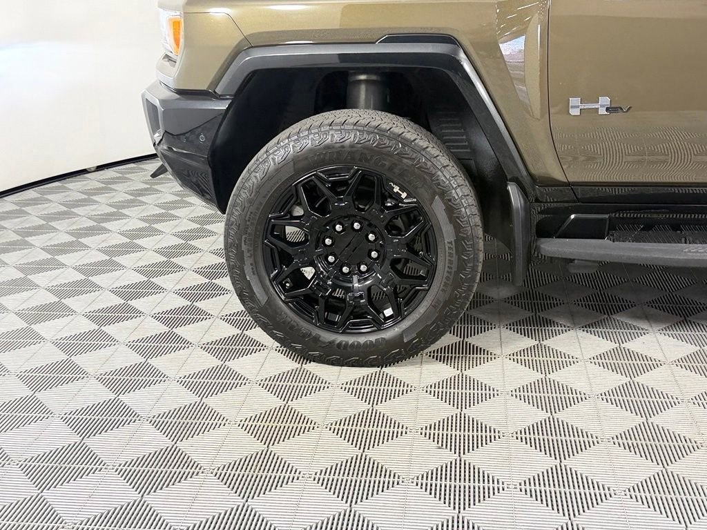 Used 2025 GMC Hummer EV 2X AWD/4WD image 12