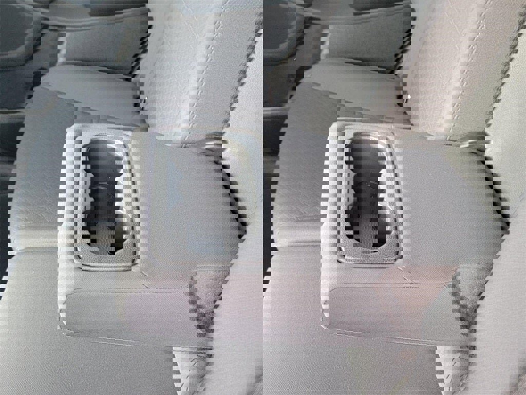 Used 2019 Kia Sorento LX w/ LX Convenience Package image 29