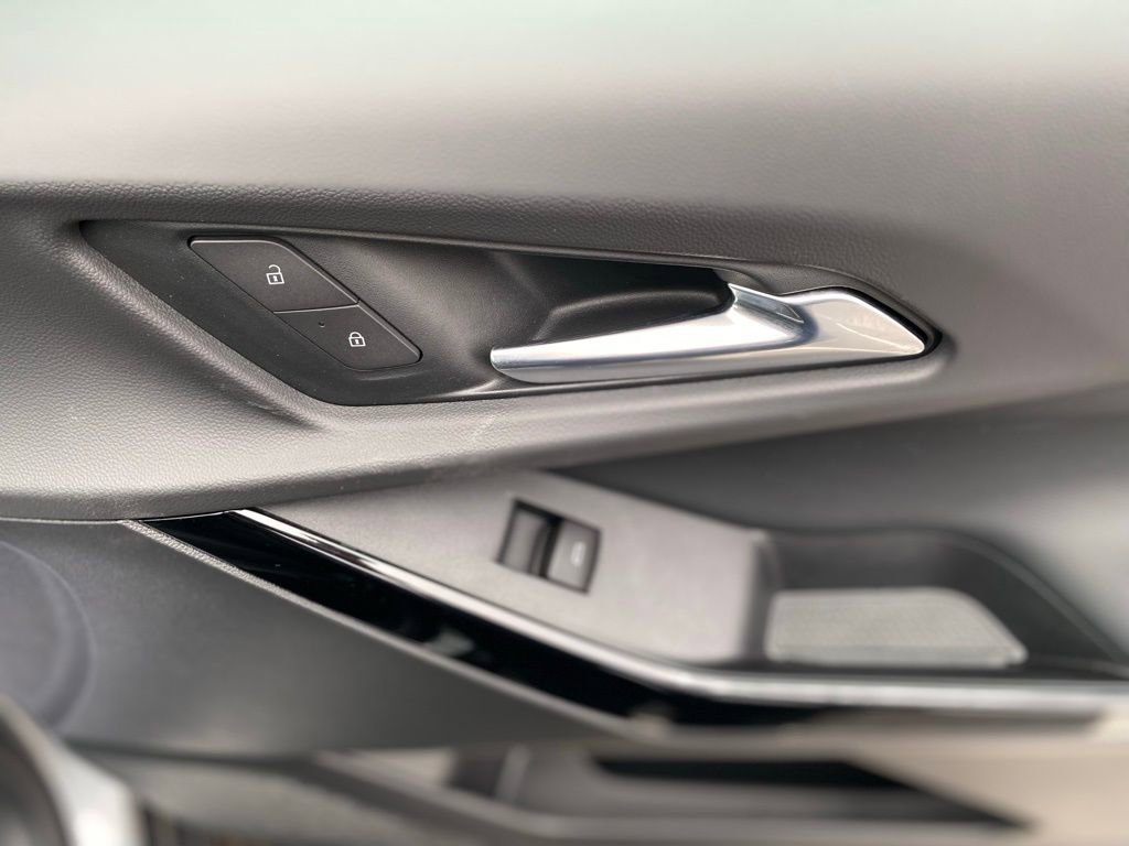 New 2026 Chevrolet Equinox LT w/ Convenience Package II image 10