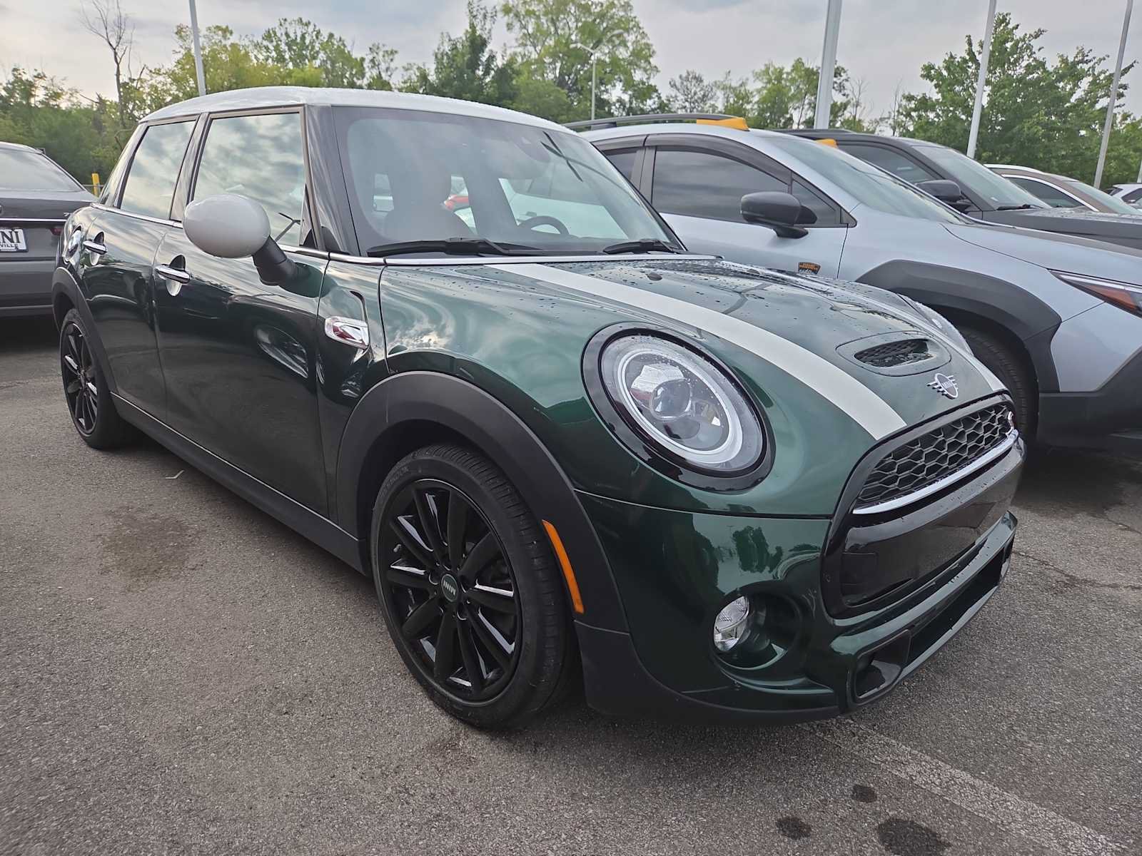 Used 2019 MINI Cooper S FWD image 1