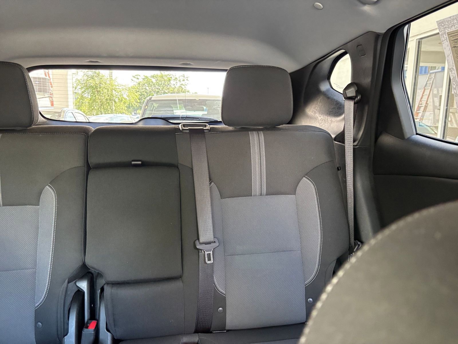 Used 2025 Chevrolet Blazer LT FWD image 37