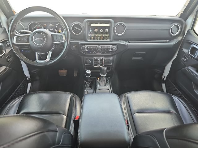 Used 2023 Jeep Wrangler Unlimited Sahara w/ Cold Weather Group AWD/4WD image 9