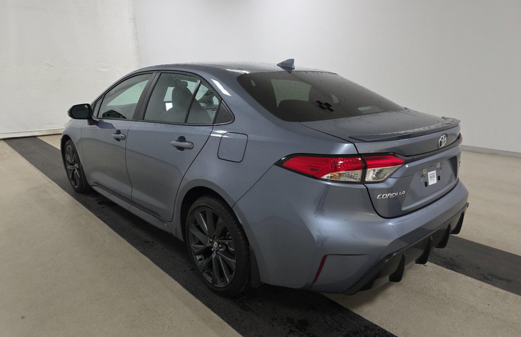 Used 2025 Toyota Corolla SE FWD image 6