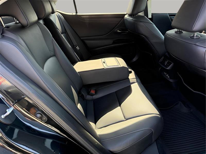 Used 2023 Lexus ES 350 w/ Premium Package FWD image 31