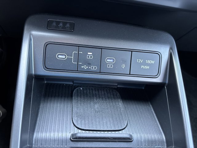 Used 2026 Hyundai Kona Limited image 36