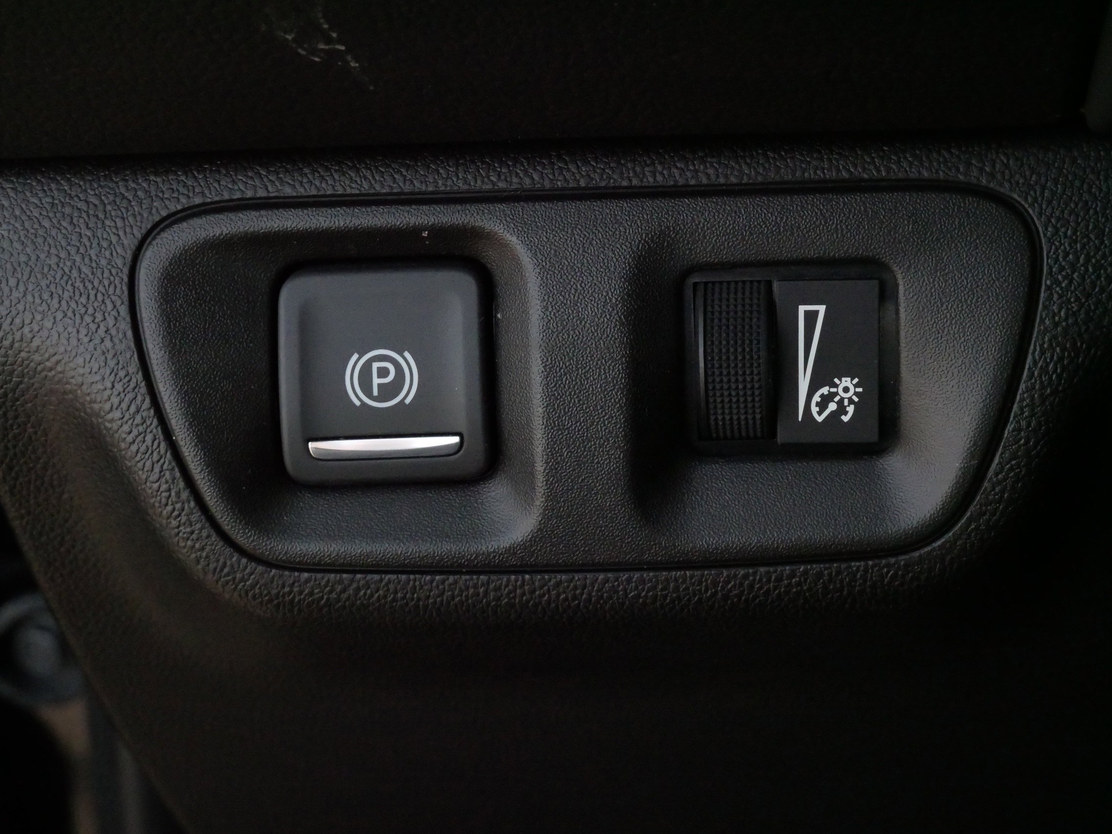 Used 2023 GMC Acadia SLT w/ Preferred Package image 27