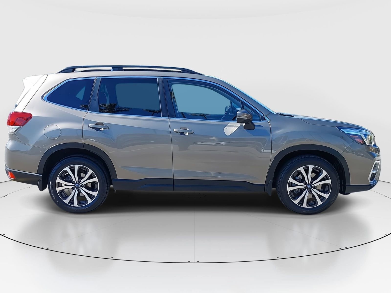 Used 2020 Subaru Forester Limited image 8