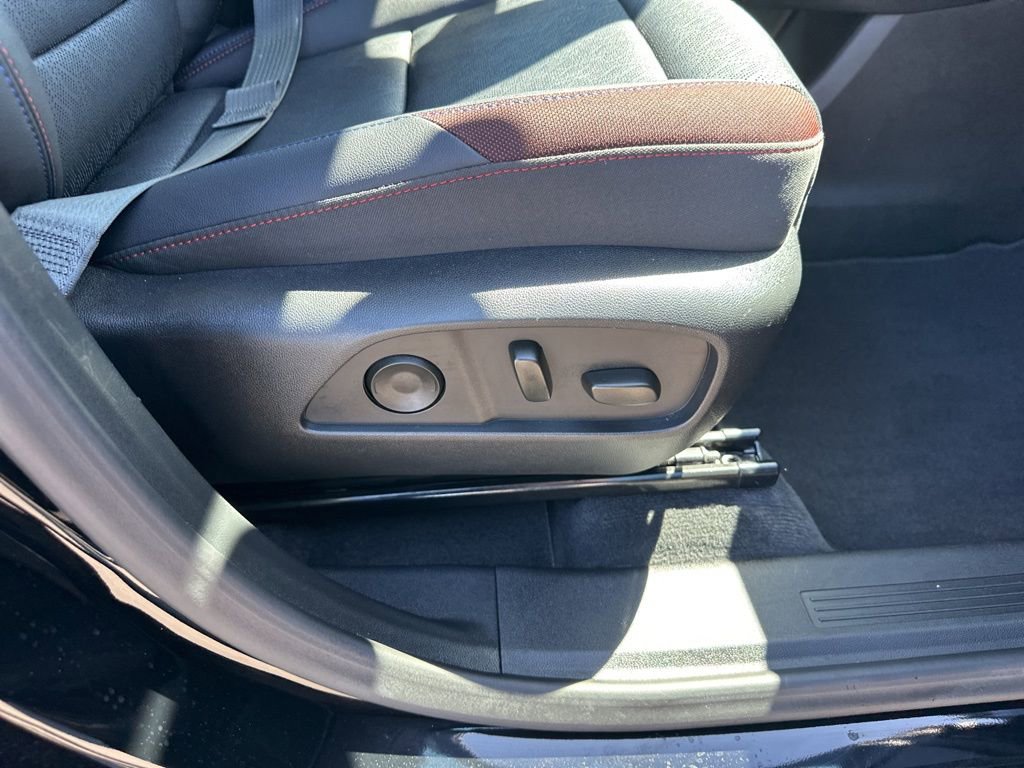 Used 2025 Chevrolet Equinox RS w/ Convenience Package III AWD/4WD image 30