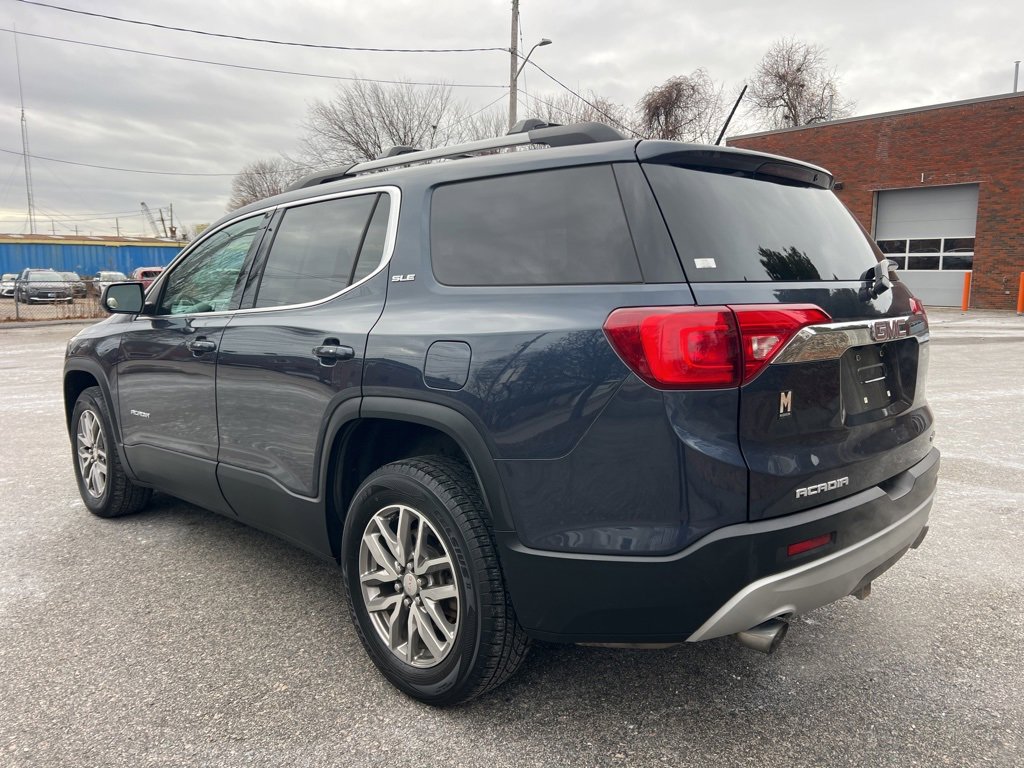 Used 2019 GMC Acadia SLE image 3