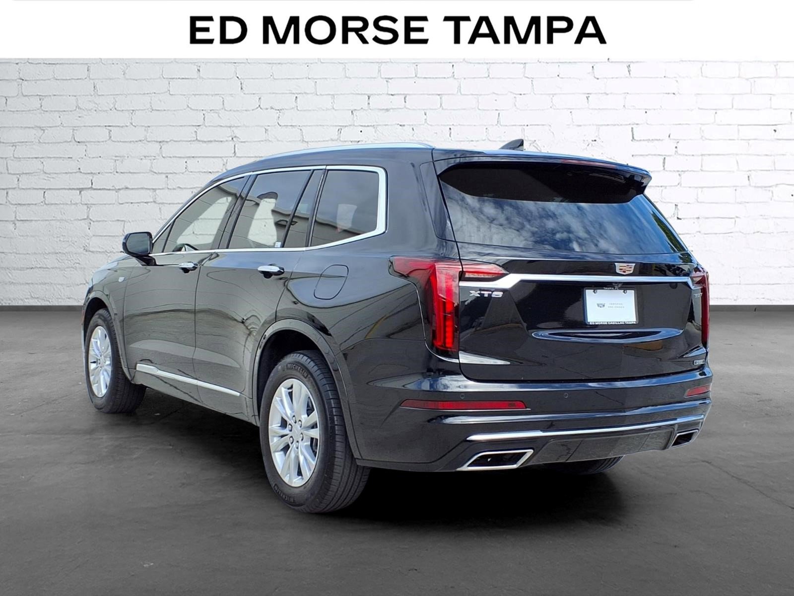 Certified 2024 Cadillac XT6 Luxury image 3