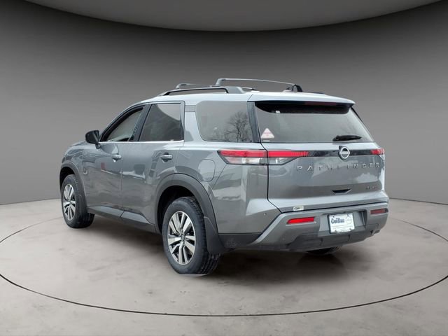 New 2026 Nissan Pathfinder SL image 3