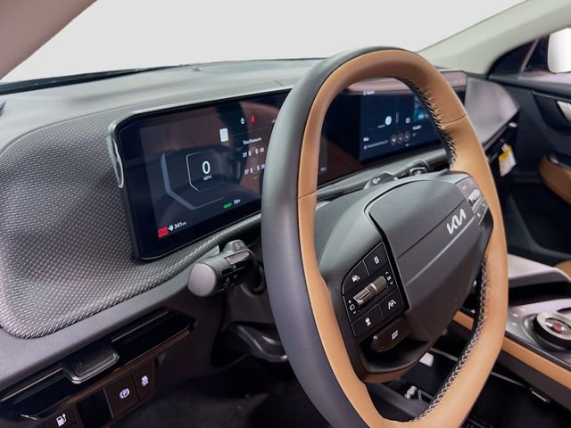 New 2025 Kia EV6 Wind image 9