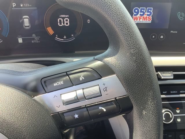 Certified 2025 Hyundai Tucson SE FWD image 29