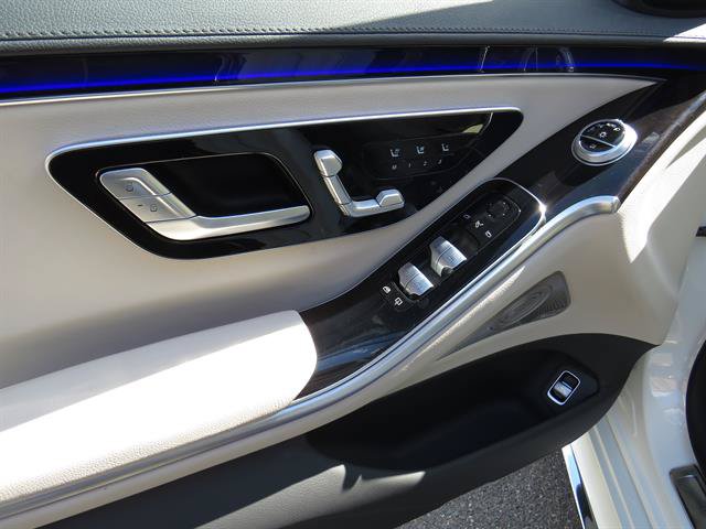 Certified 2022 Mercedes-Benz S 500 4MATIC w/ AMG Line Package image 9