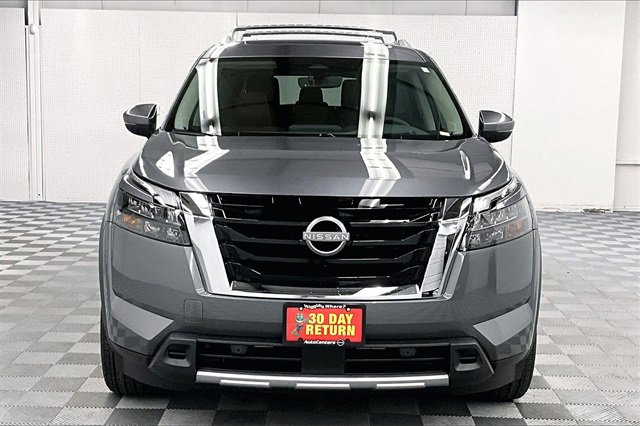 New 2025 Nissan Pathfinder Platinum w/ Cargo Package image 15