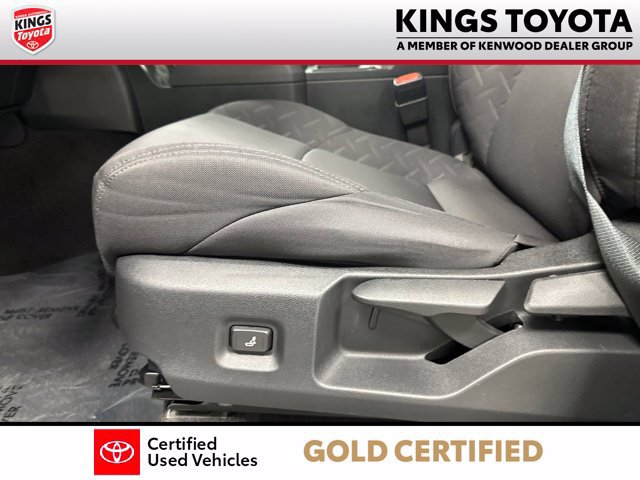 Used 2025 Toyota Tacoma SR AWD/4WD image 12