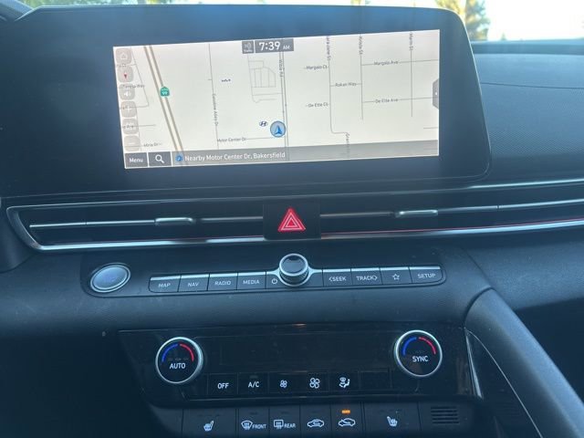 Certified 2023 Hyundai Elantra Limited image 9