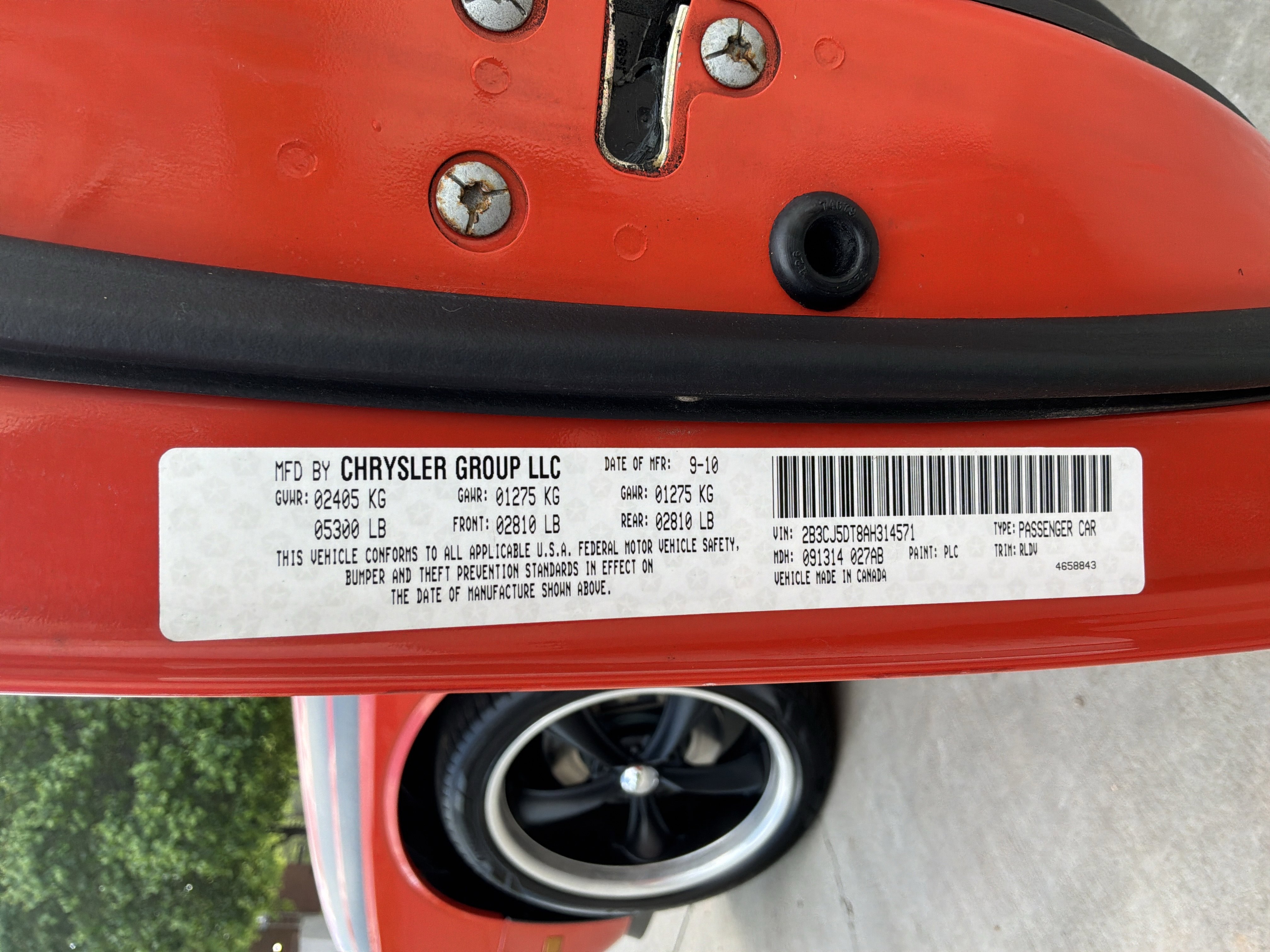 Used 2010 Dodge Challenger R/T image 34