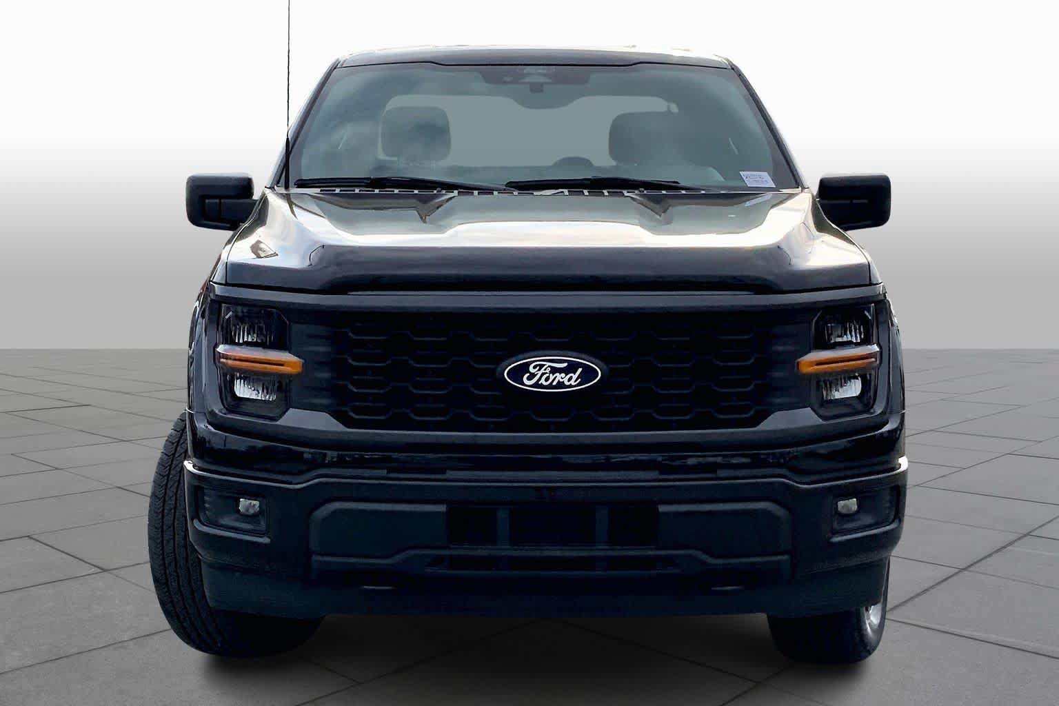 Used 2025 Ford F150 STX w/ Equipment Group 200A AWD/4WD image 9