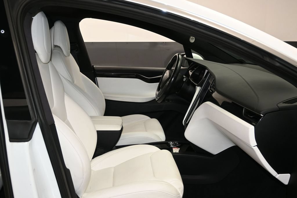 Used 2019 Tesla Model X 100D AWD/4WD image 31