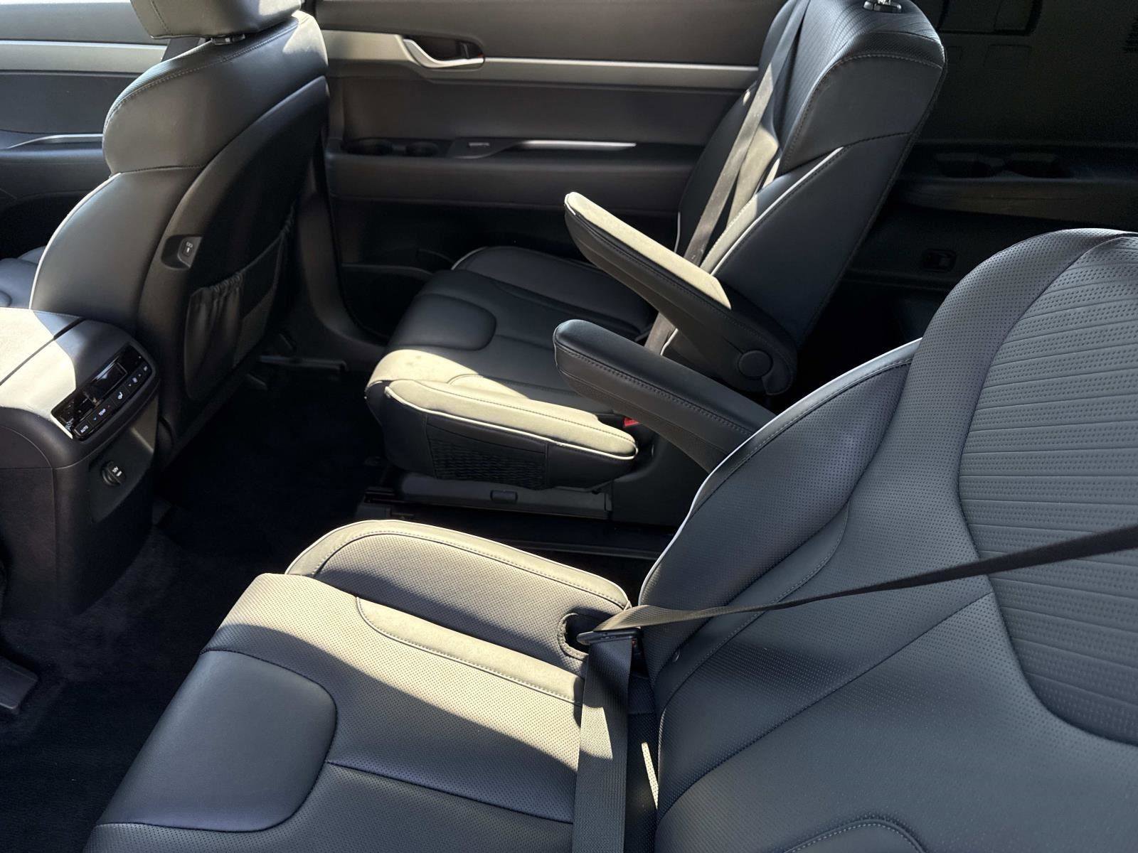 Used 2025 Hyundai Palisade SEL image 14