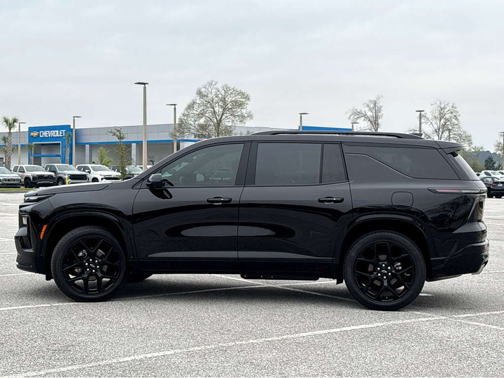 Used 2026 Chevrolet Traverse RS image 24
