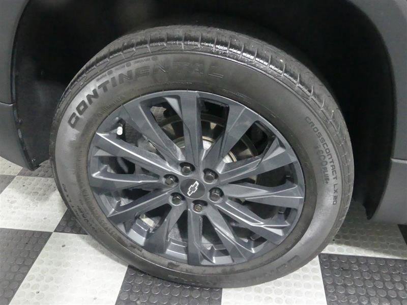 Used 2022 Chevrolet Traverse RS w/ LPO, Floor Liner Package AWD/4WD image 17
