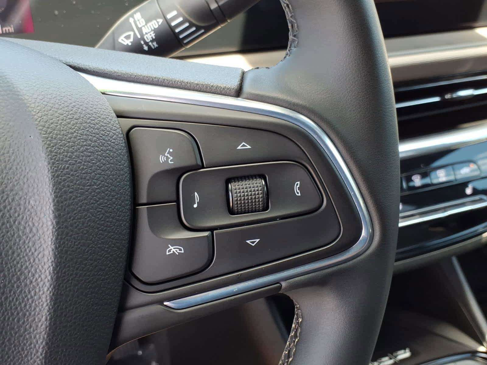 Used 2024 Buick Envista Avenir FWD image 43