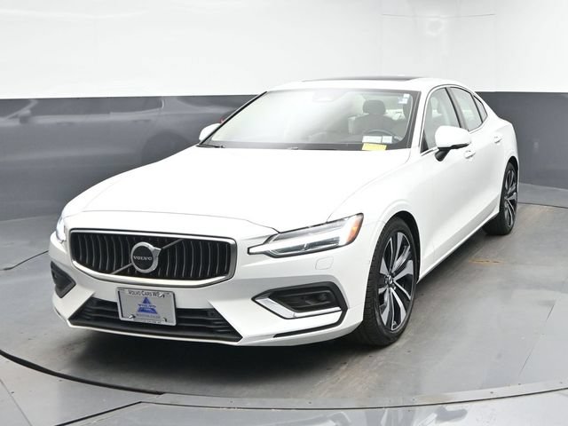 Used 2023 Volvo S60 B5 Ultimate w/ Climate Package FWD image 3