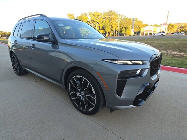 Used 2023 BMW X7 M60i w/ Executive Package image 7