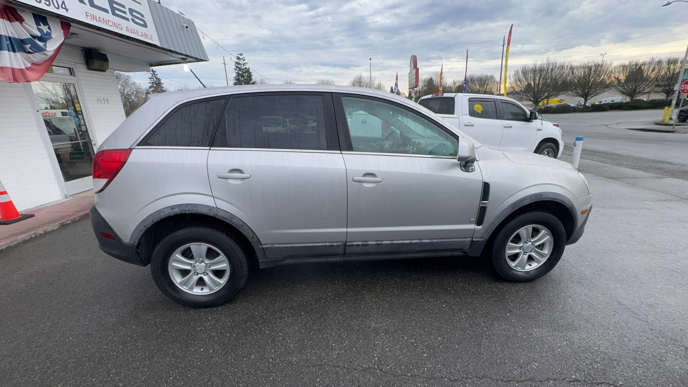 Used 2008 Saturn Vue XE image 4