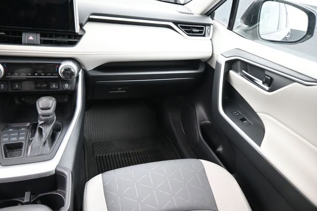 Used 2023 Toyota RAV4 XLE w/ Convenience Package image 71