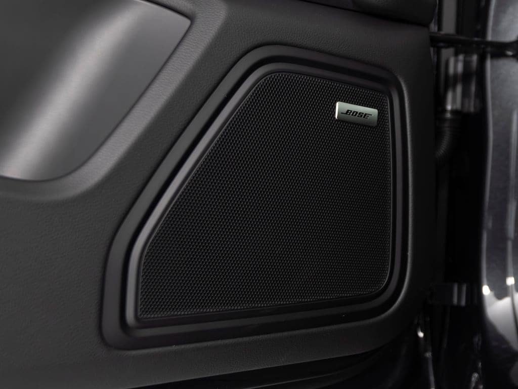 New 2026 Porsche Macan AWD/4WD image 18