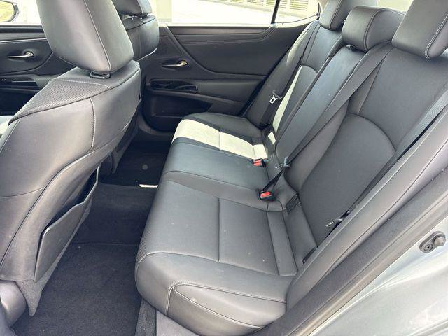 Certified 2022 Lexus ES 350 w/ Premium Package FWD image 23