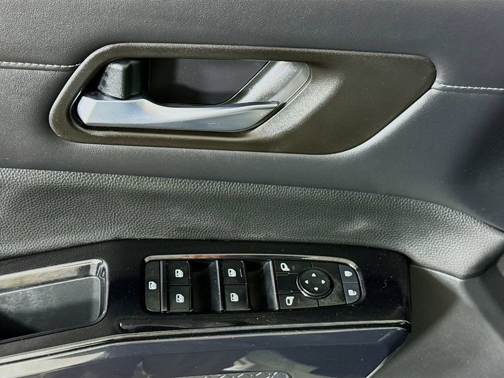 Certified 2022 Nissan Pathfinder SV AWD/4WD image 23