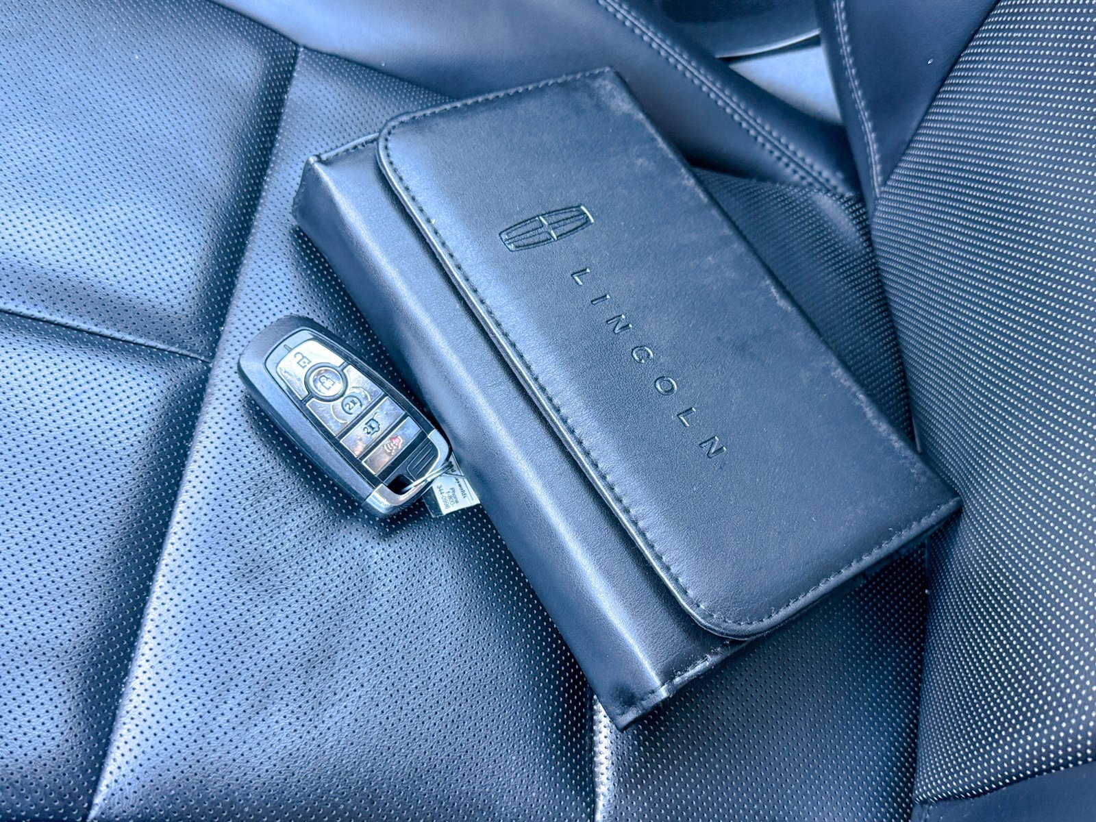 Used 2021 Lincoln Corsair AWD w/ Equipment Group 101A image 37