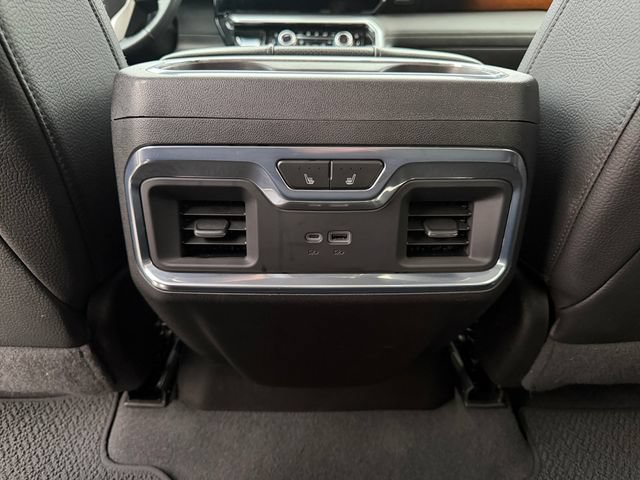 Used 2022 GMC Sierra 1500 Denali w/ Denali Reserve Package AWD/4WD image 19