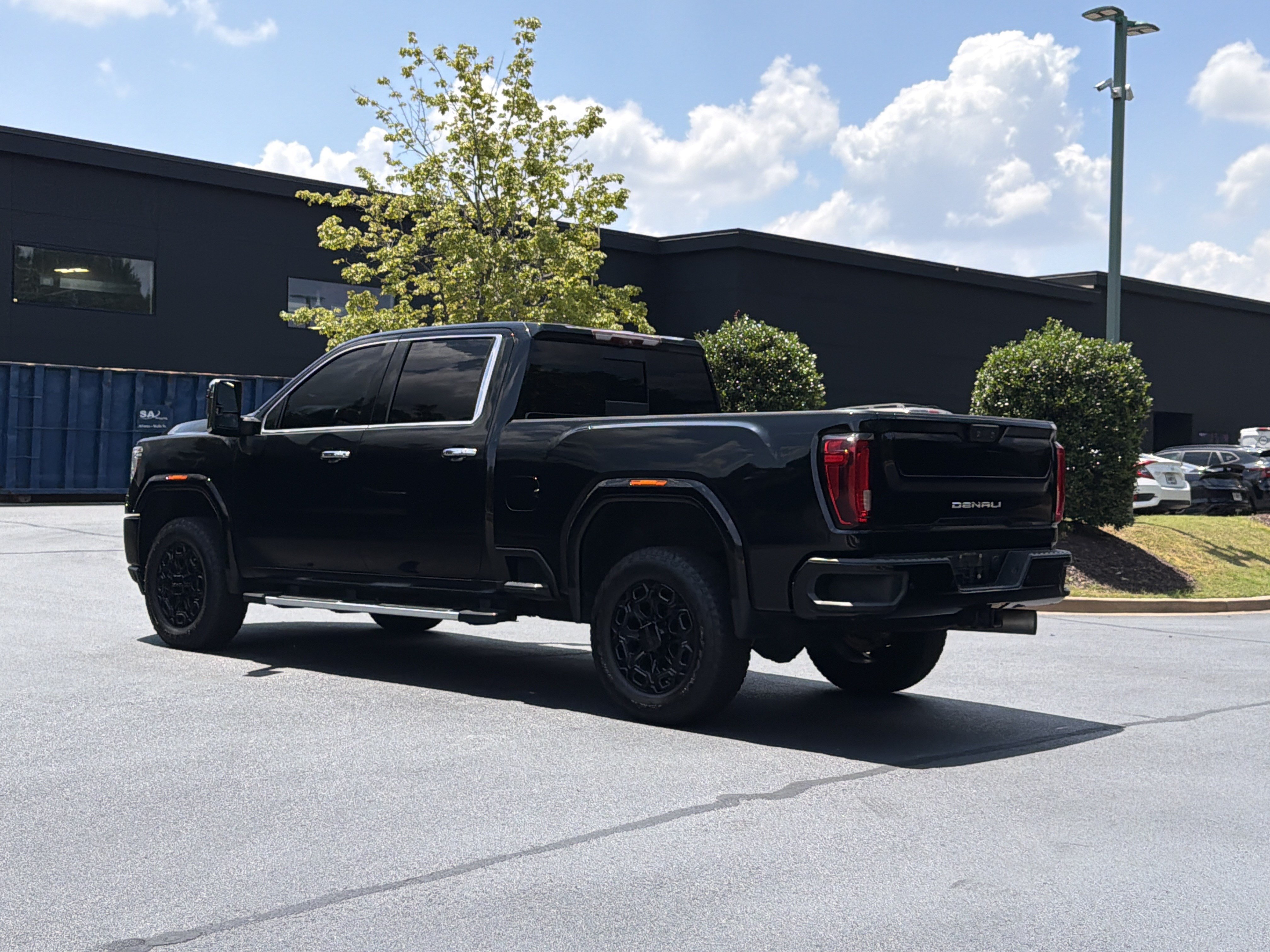 Used 2020 GMC Sierra 3500 Denali w/ Denali Ultimate Package AWD/4WD image 15